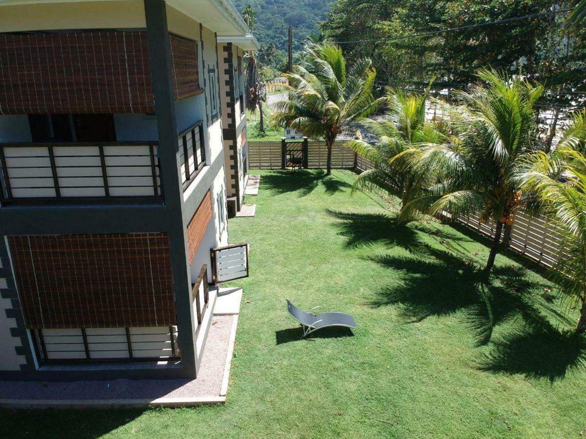 Appartamento Seaside Self Catering Anse Royale Esterno foto